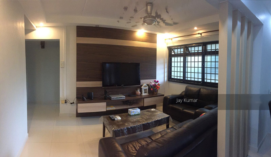 Rivervale Crescent thumbnail photo